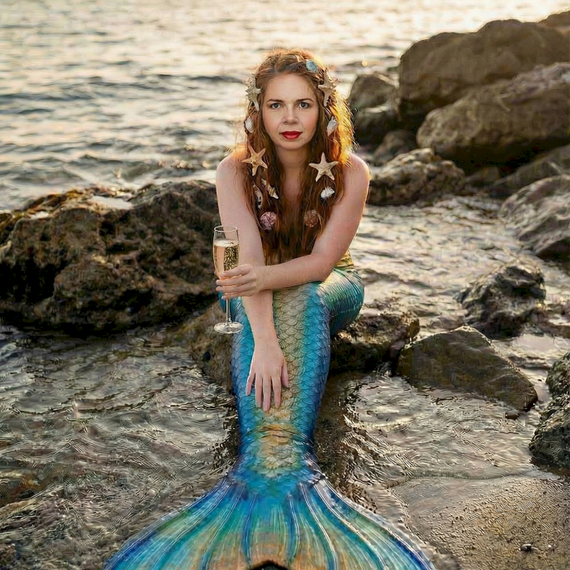 Пробное погружение в хвосте русалки. Главное фото