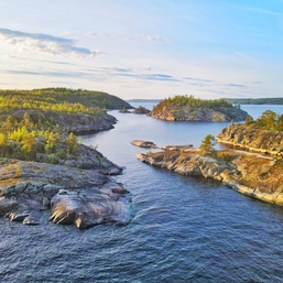 Тур Дивный день в Карелии водопады хаски водная прогулка