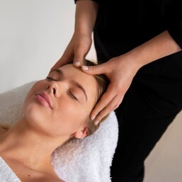 Массаж лица классический