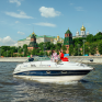 Поездка на лодке по Москве-реке с видом на Кремль - превью 1