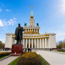 Квест экскурсия «Что скрывают павильоны ВДНХ»
