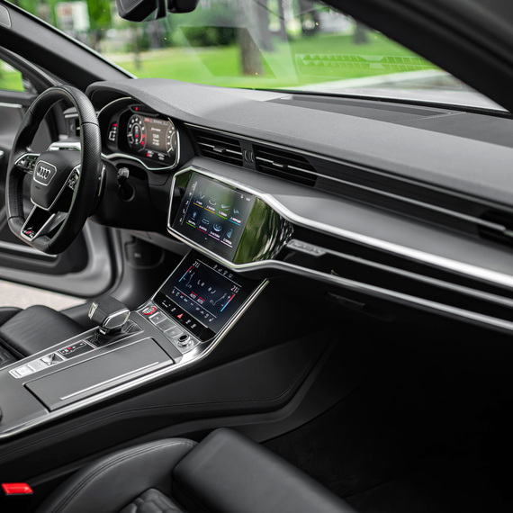 Аренда автомобиля Audi RS6. Фото 9