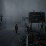 Группа девушек весело проводит время в кафе, играя и смеясь во время вечеринки в одном из городских развлекательных заведений - превью 1