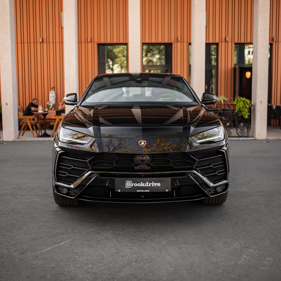 Аренда автомобиля Lamborghini Urus. Фото 9
