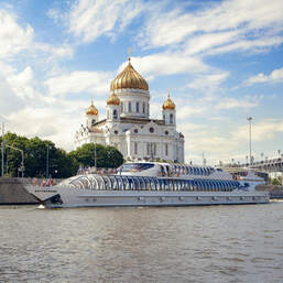 Круиз по Москве-реке на борту яхты Radisson