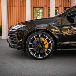 Аренда автомобиля Lamborghini Urus