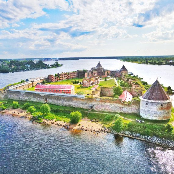 Тур на 1 день: Крепость Орешек + Старая и Новая Ладога. Главное фото