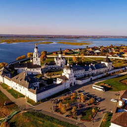Экскурсия в Свияжск на скоростном катере с гидом