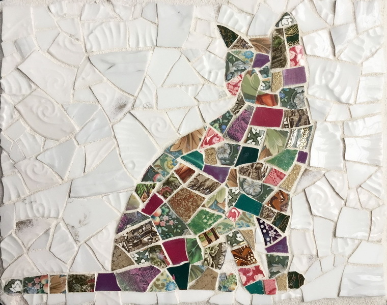 Мозаика из битой плитки: 25 идей как использовать остатки кафельной плитки.