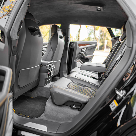 Аренда автомобиля Lamborghini Urus. Фото 10