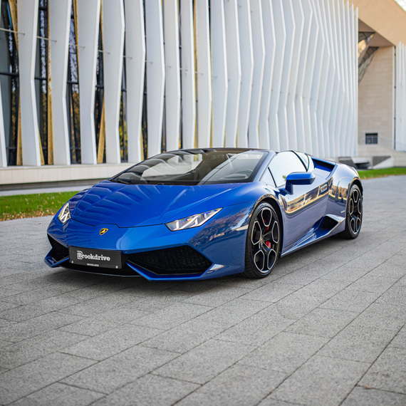 Аренда автомобиля Lamborghini Huracan. Главное фото