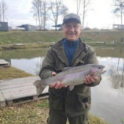 Рыбалка на водоёме