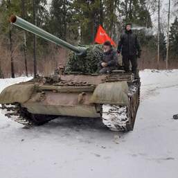 Катание на танке Т-34 Мать Родина