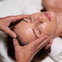 Буккальный массаж лица