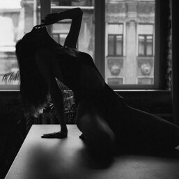 Фотосессия в стиле ню для женщин