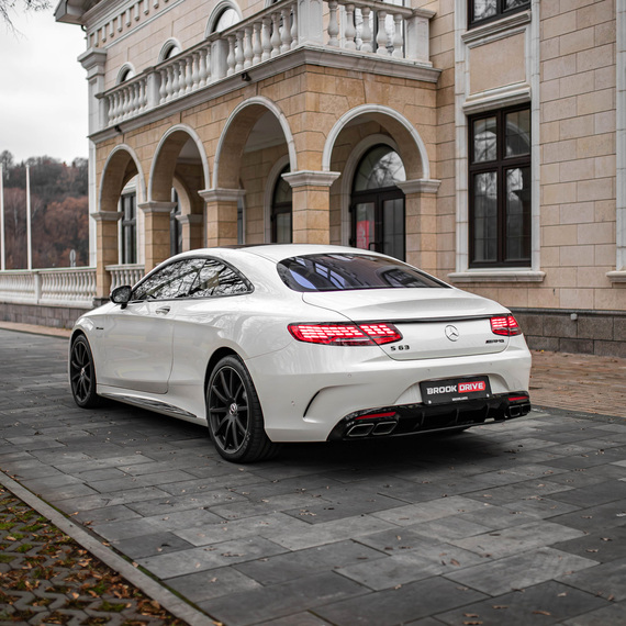 Аренда автомобиля Mercedes S63 coupe AMG. Фото 6