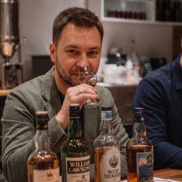 Дегустация крепких алкогольных напитков