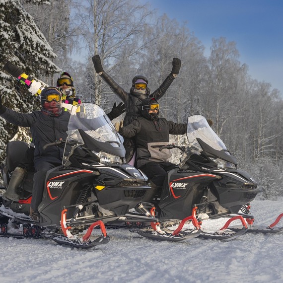 Зимний экстрим катание на мощных канадских снегоходах - изображение 1