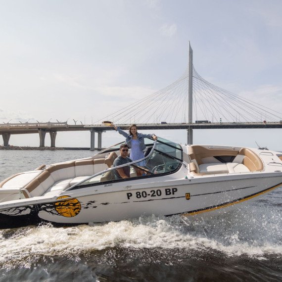 Прогулка на катере Король вечеринок - изображение 3