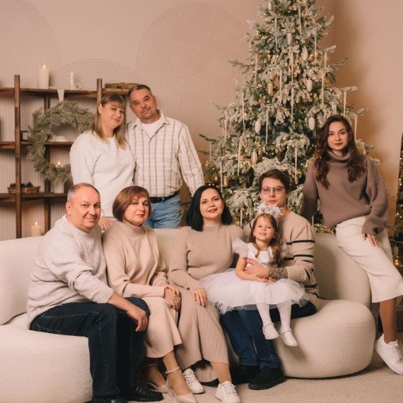 Новогодняя фотосессия в студии - изображение 2 Новогодняя фотосессия в студии - изображение 2