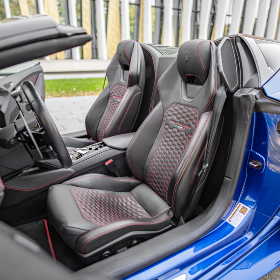 Аренда автомобиля Lamborghini Huracan - изображение 2