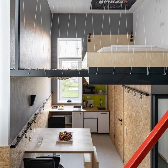 Дизайнерские двухуровневые апартаменты