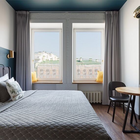 Номер студио Делюкс с видом на Невский проспект. Фото 5