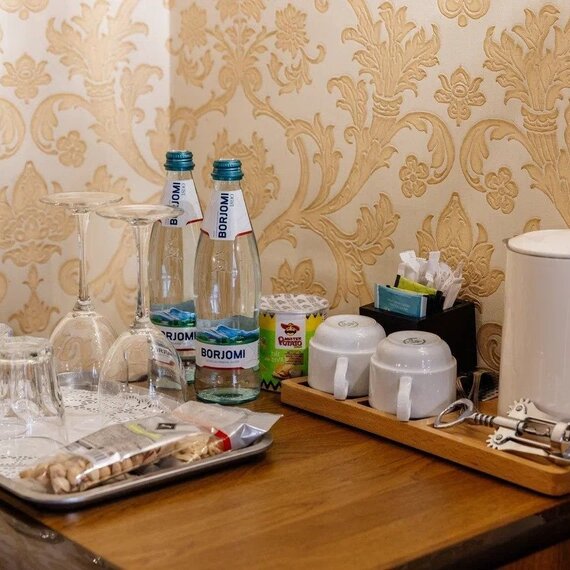 Аристократ VIP* однокомнатный с выходом к бассейну. Фото 6