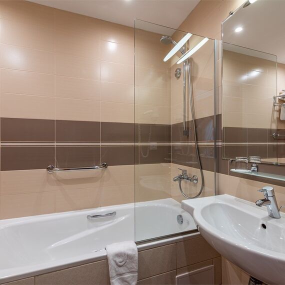 Улучшенный с двуспальной кроватью. Фото 6