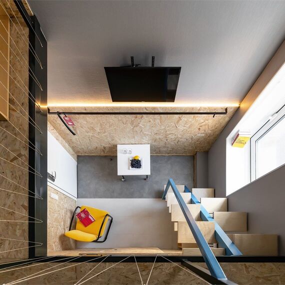 Дизайнерские двухуровневые апартаменты