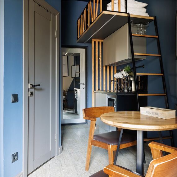 Улучшенный номер студио с видом во двор. Фото 14