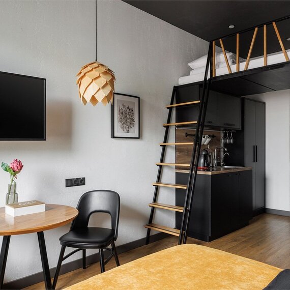 Улучшенный номер-студио с видом на Невский проспект DBL+SINGLE. Фото 8