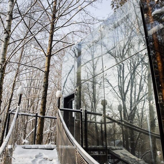 Зеркальный дом на дереве. Фото 8