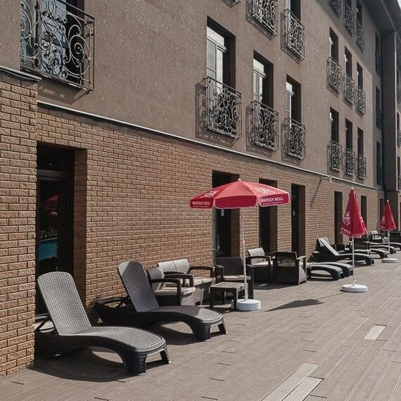 Аристократ VIP* однокомнатный с выходом к бассейну. Фото 4