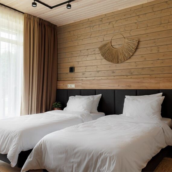 Двухкомнатный номер Коннект с балконом. Фото 1