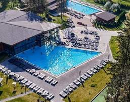 LES Art Resort