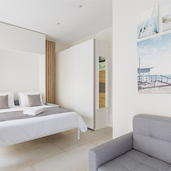 Junior Suite Sea View с балконом. Фото 4