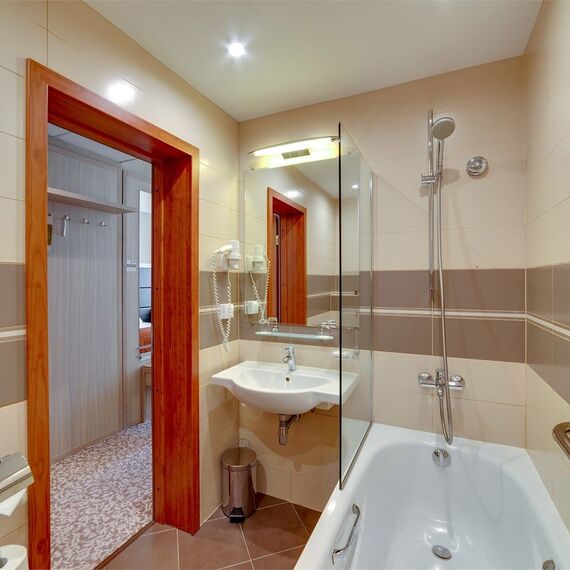 Стандарт мансардный с раздельными кроватями. Фото 4