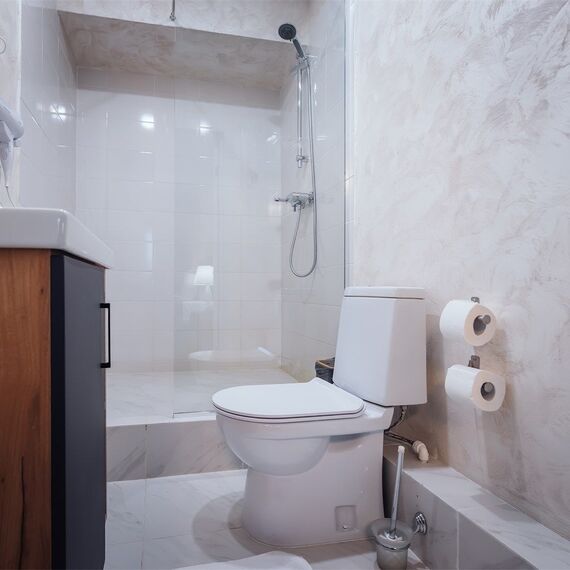 Номер на мансарде с окнами во двор. Фото 9