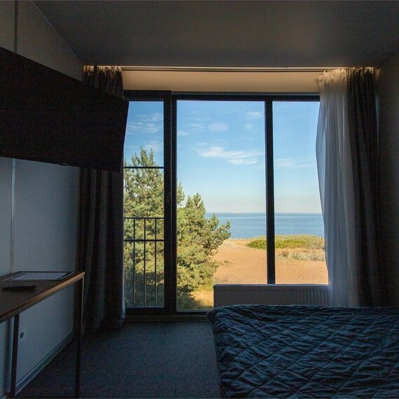 Лебяжье комната с панорамным видом 2-ой этаж. Фото 24