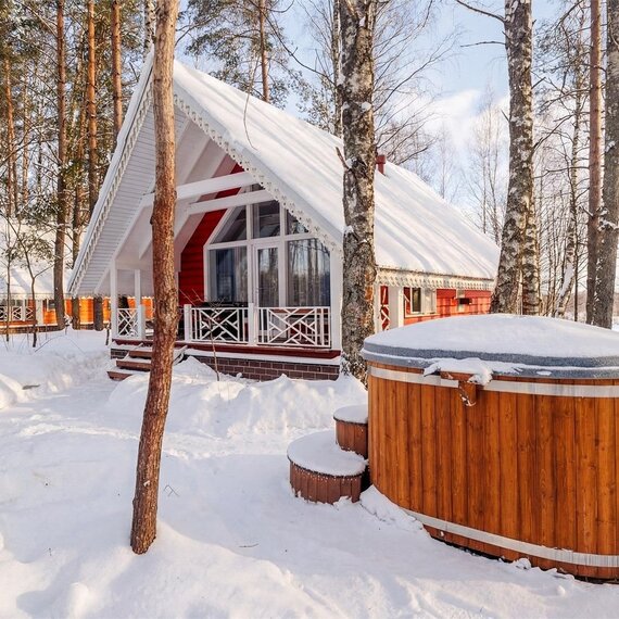 Дом Студия в лесу с бочкой Фурако. Фото 9