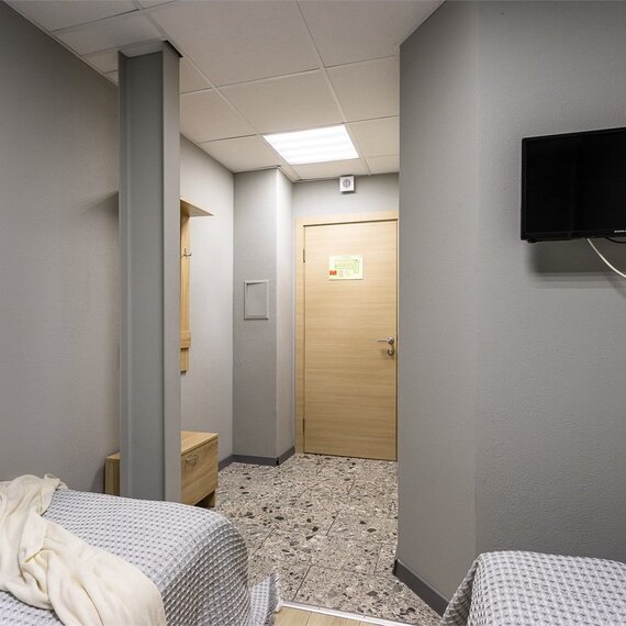 Стандартный  номер с 2 кроватями и собственной ванной. Фото 9