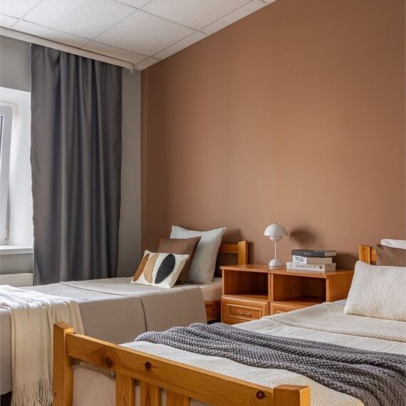 Стандартный  номер с 2 кроватями и собственной ванной. Фото 9