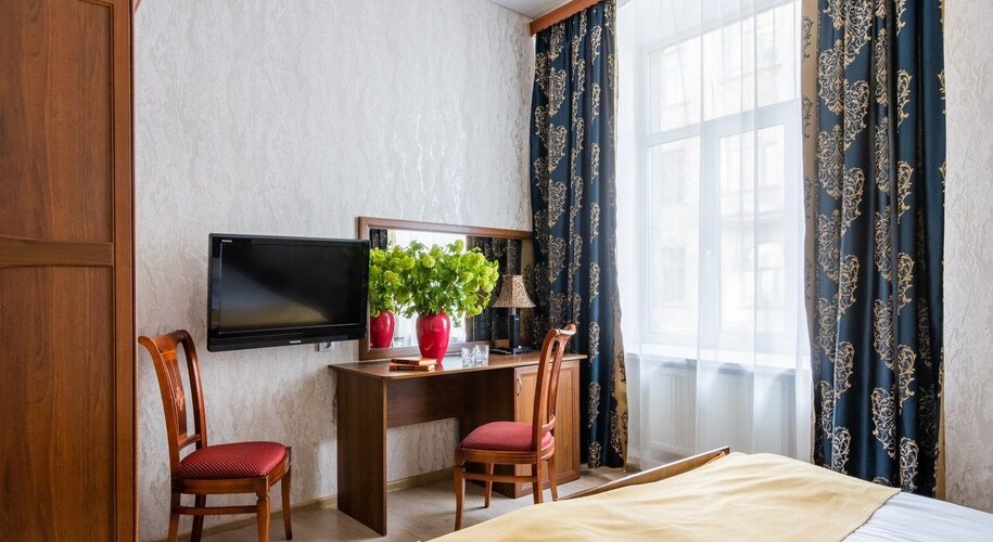  Номера на Площади Восстания - Фото 8