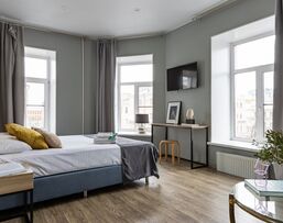 Номера на Невском 111