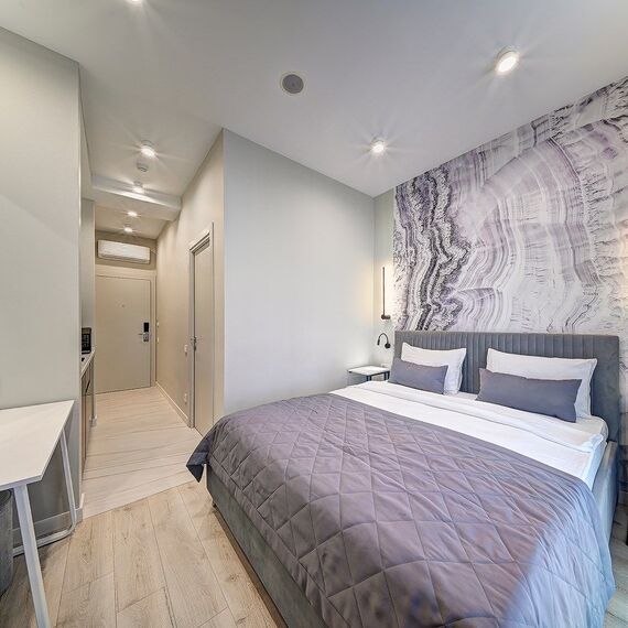 Студия с видом на бассейн и французским балконом 312. Фото 17