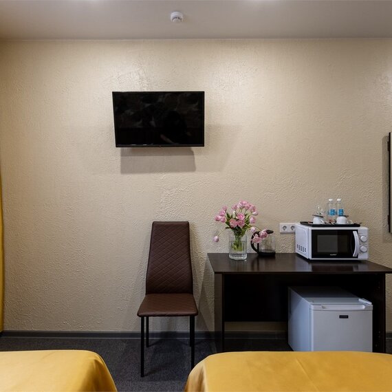 Улучшенный номер с 1 или 2 кроватями. Фото 6