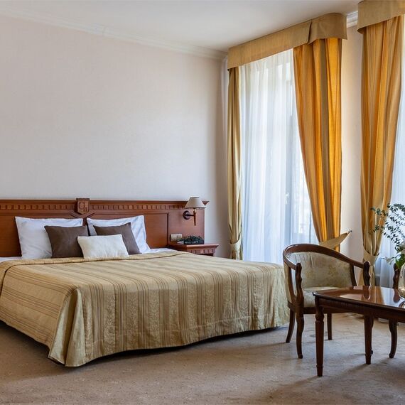 Полулюкс. Фото 1