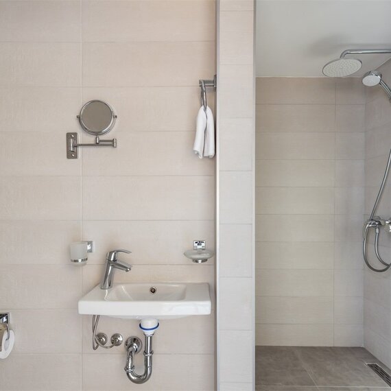 Дизайнерские двухуровневые апартаменты