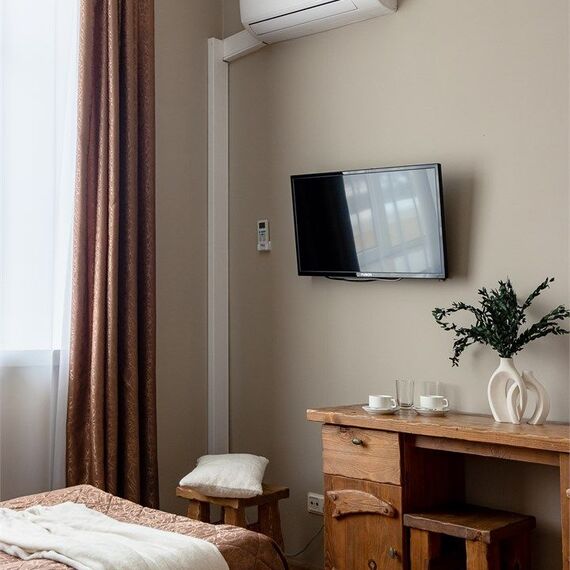 Улучшенный номер с 2 раздельными кроватями. Фото 5